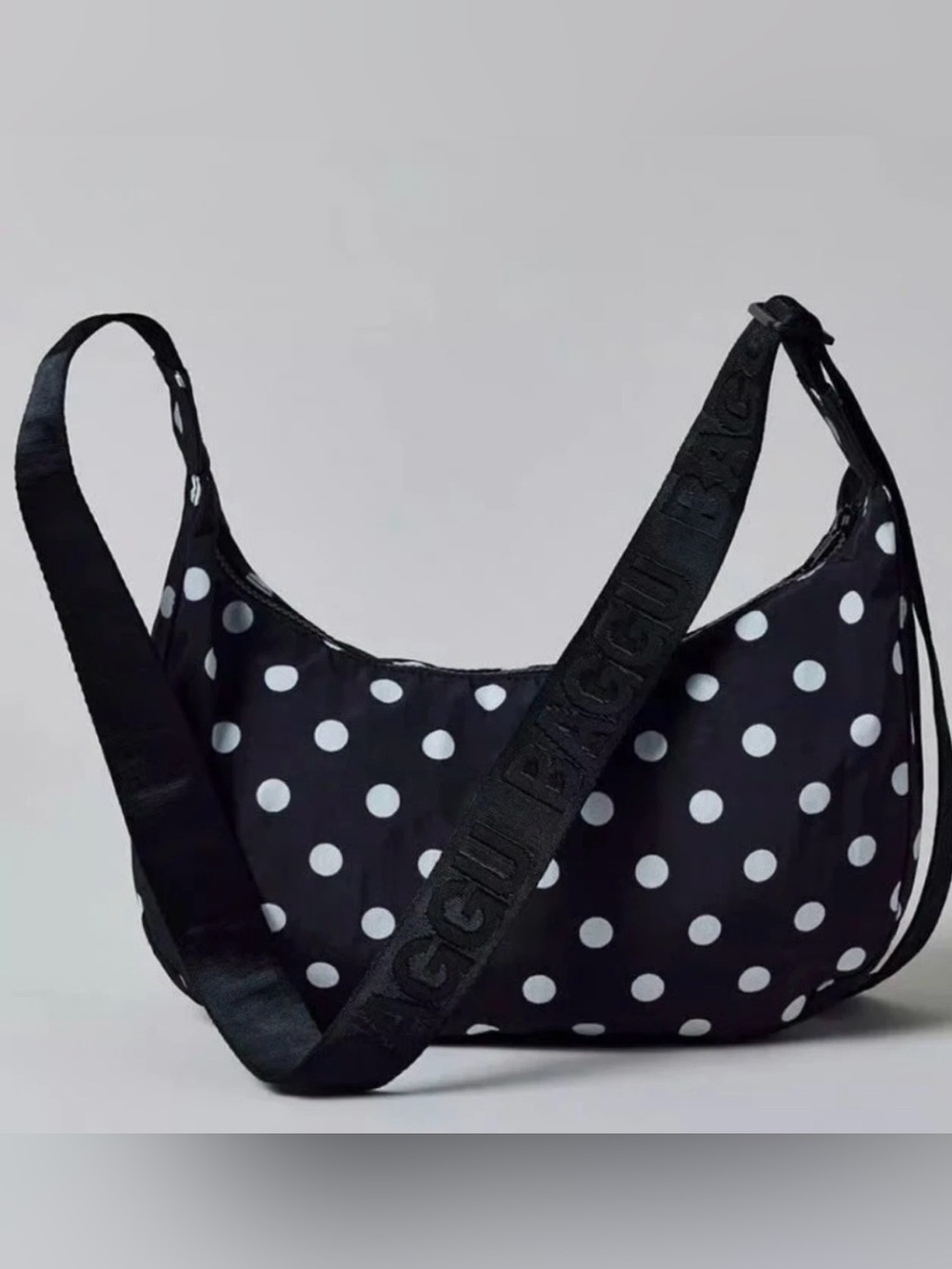 Baggu Medium Crescent Bag Black & Off-White Polka Dots UO Exclusive NWT